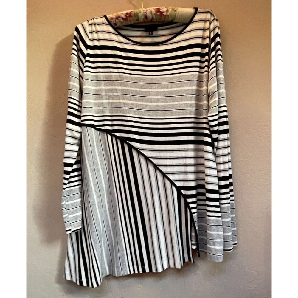 Staples Women 3/4 Sleeve Tunic Top Large Asymmetric Slit Striped Black Stretch